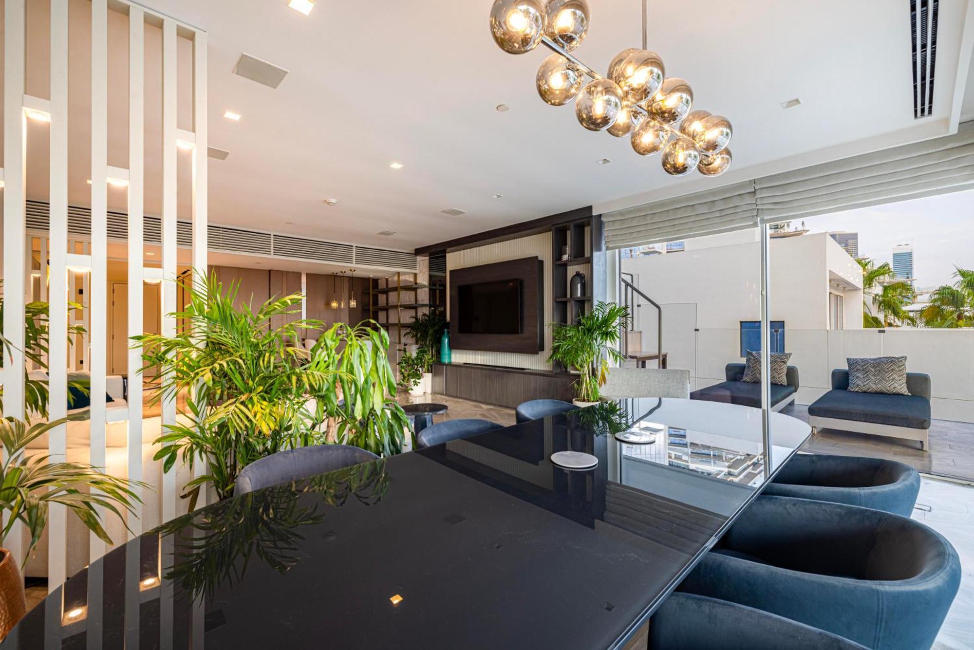 Apartment Five Palm Upgraded 4 Bedrooms With Private Pool Dubai