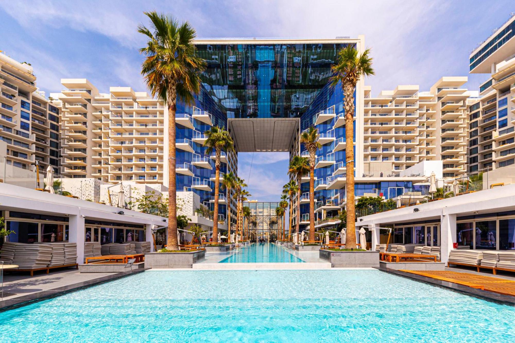 Apartment Five Palm Upgraded 4 Bedrooms With Private Pool Dubai