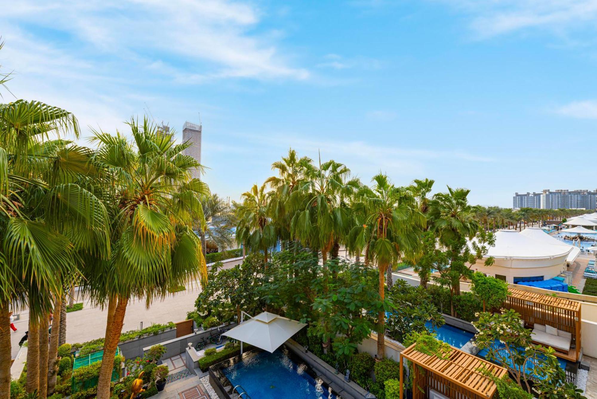 Apartment Five Palm Upgraded 4 Bedrooms With Private Pool Dubai
